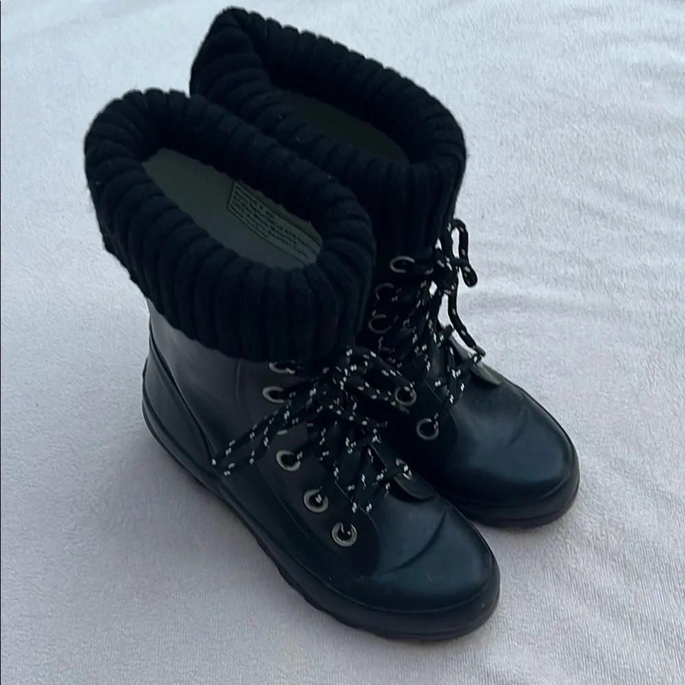 Sports black lace up winter/rain boots women’s size 6